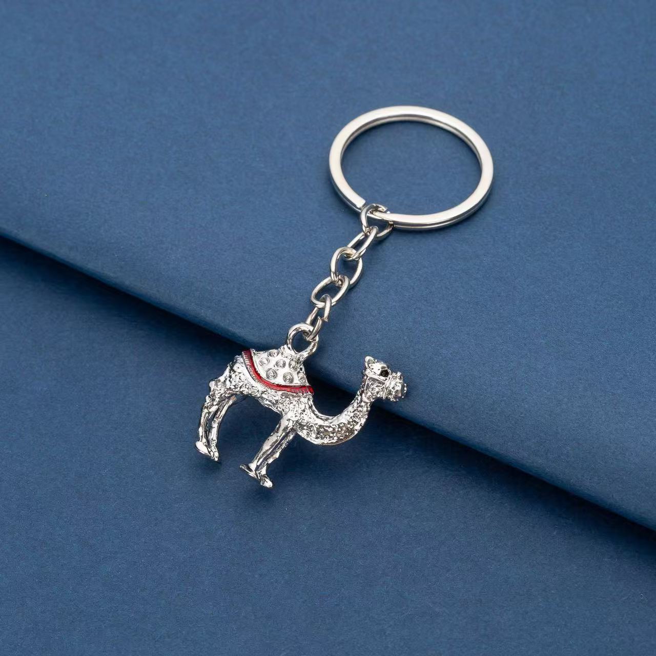 New Metal 3D Camel Keychain Du - Car Accessories In Dubai 评论和价格